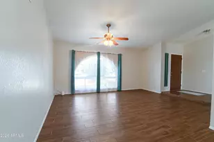2421 W Brooks St, Chandler, AZ 85224 - Photo 7