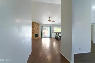 2421 W Brooks St, Chandler, AZ 85224 - Photo 19