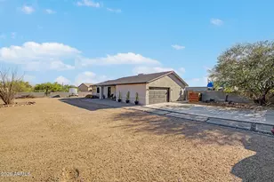 4863 E 18th Ave, Apache Junction, AZ 85119 - Photo 5