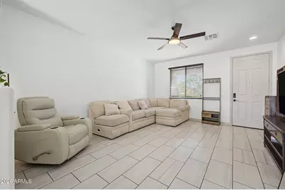 10445 W Cordes Road, Tolleson, AZ 85353 - Photo 5