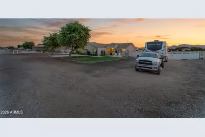 6816 N 171st Drive, Waddell, AZ 85355 - Photo 13