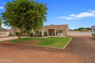 6816 N 171st Dr, Waddell, AZ 85355 - Photo 69
