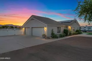 6816 N 171st Dr, Waddell, AZ 85355 - Photo 7