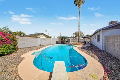 11249 N 34th Avenue, Phoenix, AZ 85029 - Photo 11