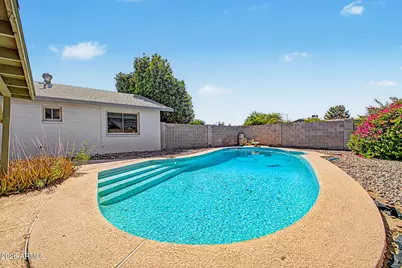11249 N 34th Avenue, Phoenix, AZ 85029 - Photo 3