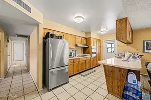 11249 N 34th Ave, Phoenix, AZ 85029 - Photo 7
