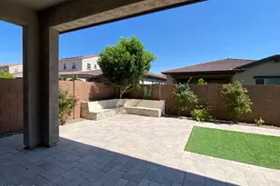 233 W Sandra Ter, Phoenix, AZ 85023 - Photo 23