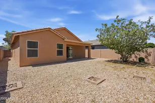 348 W Tamarack Dr, San Tan Valley, AZ 85140 - Photo 27