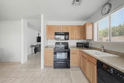 3422 W Glass Lane, Phoenix, AZ 85041 - Photo 11