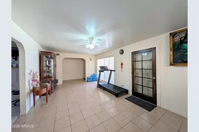 7364 N 39th Avenue, Phoenix, AZ 85051 - Photo 17