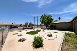 7364 N 39th Ave, Phoenix, AZ 85051 - Photo 7