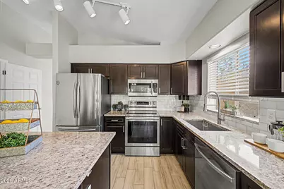 721 E Boston Street, Chandler, AZ 85225 - Photo 7