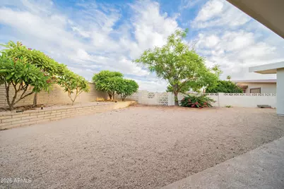 10709 W Wheatridge Drive, Sun City, AZ 85373 - Photo 27