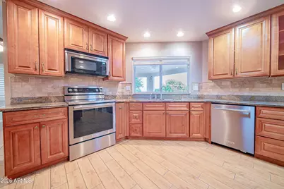 10709 W Wheatridge Drive, Sun City, AZ 85373 - Photo 9