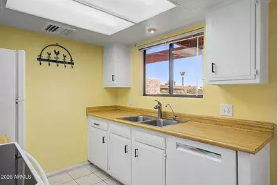 16336 E Palisades Boulevard #9, Fountain Hills, AZ 85268 - Photo 5