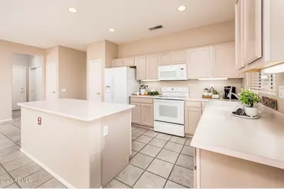 14618 W Las Brizas Lane, Sun City West, AZ 85375 - Photo 15