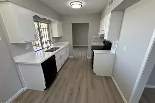 13640 N Silverbell Dr, Sun City, AZ 85351 - Photo 17