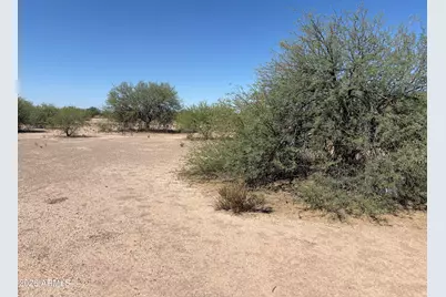3135 N Heber Drive #1, Eloy, AZ 85131 - Photo 1