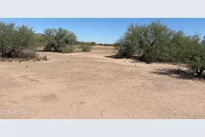 3135 N Heber Drive #1, Eloy, AZ 85131 - Photo 3