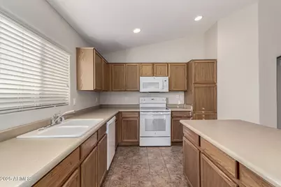 17771 W Ventura Street, Surprise, AZ 85388 - Photo 15