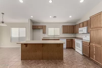17771 W Ventura Street, Surprise, AZ 85388 - Photo 13