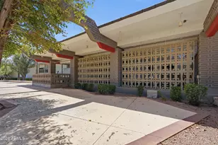 6125 E Indian School Rd, Scottsdale, AZ 85251 - Photo 27
