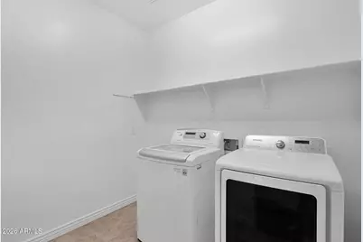 10631 E Wavelength Avenue, Mesa, AZ 85212 - Photo 17