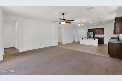 10631 E Wavelength Avenue, Mesa, AZ 85212 - Photo 15