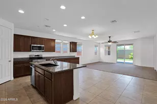 10631 E Wavelength Ave, Mesa, AZ 85212 - Photo 5