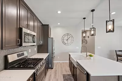 7540 W Superior Avenue, Phoenix, AZ 85043 - Photo 9
