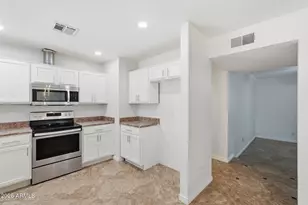 5538 W Hartford Ave, Glendale, AZ 85308 - Photo 5