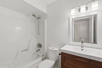 5538 W Hartford Avenue, Glendale, AZ 85308 - Photo 27