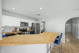 12605 S Coconino Ct, Phoenix, AZ 85044 - Photo 11