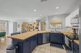 12605 S Coconino Ct, Phoenix, AZ 85044 - Photo 9