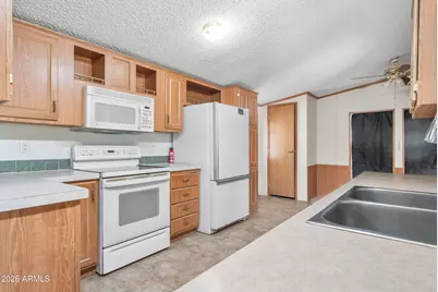 29005 N 225th Avenue, Wittmann, AZ 85361 - Photo 9