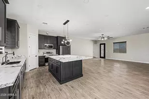 12712 S 216th Ln, Buckeye, AZ 85326 - Photo 11