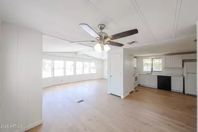 7242 S 41st Street, Phoenix, AZ 85042 - Photo 9