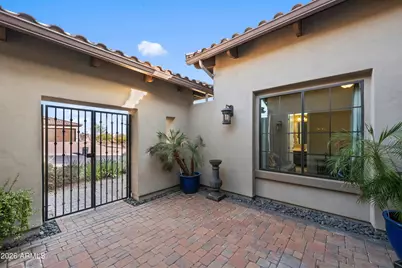 8856 E Rosedale Circle, Mesa, AZ 85207 - Photo 5