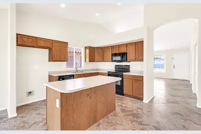 5910 W Commonwealth Avenue, Chandler, AZ 85226 - Photo 23