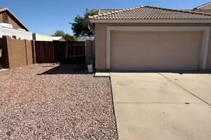10781 W Robin Ln W, Peoria, AZ 85373 - Photo 17