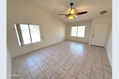 10781 W Robin Lane W, Peoria, AZ 85373 - Photo 3