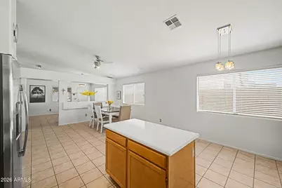 2863 W Muriel Drive, Phoenix, AZ 85053 - Photo 13