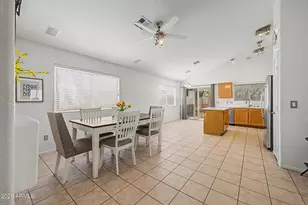 2863 W Muriel Dr, Phoenix, AZ 85053 - Photo 7