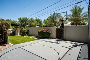 4029 N 57th Pl, Phoenix, AZ 85018 - Photo 31
