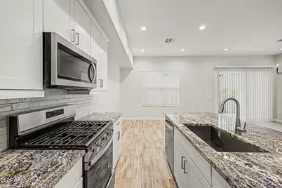 5050 E Anderson Drive, Scottsdale, AZ 85254 - Photo 13