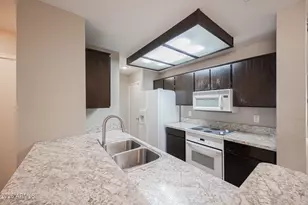 2035 S Elm St, Tempe, AZ 85282 - Photo 9