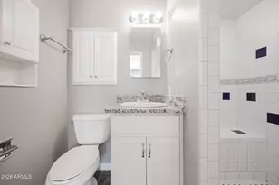 6521 N 19th Dr, Phoenix, AZ 85015 - Photo 13
