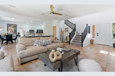 10107 E Kilarea Avenue, Mesa, AZ 85209 - Photo 11