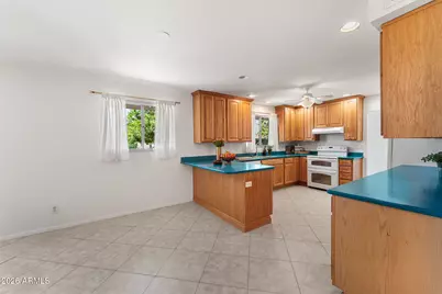 8509 E Mackenzie Drive, Scottsdale, AZ 85251 - Photo 11