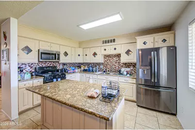 8713 W Osborn Road, Phoenix, AZ 85037 - Photo 17